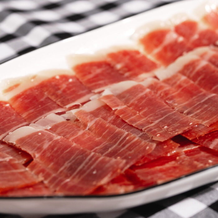 Jamón de Bellota Ibérico 75% – Cortado a cuchillo